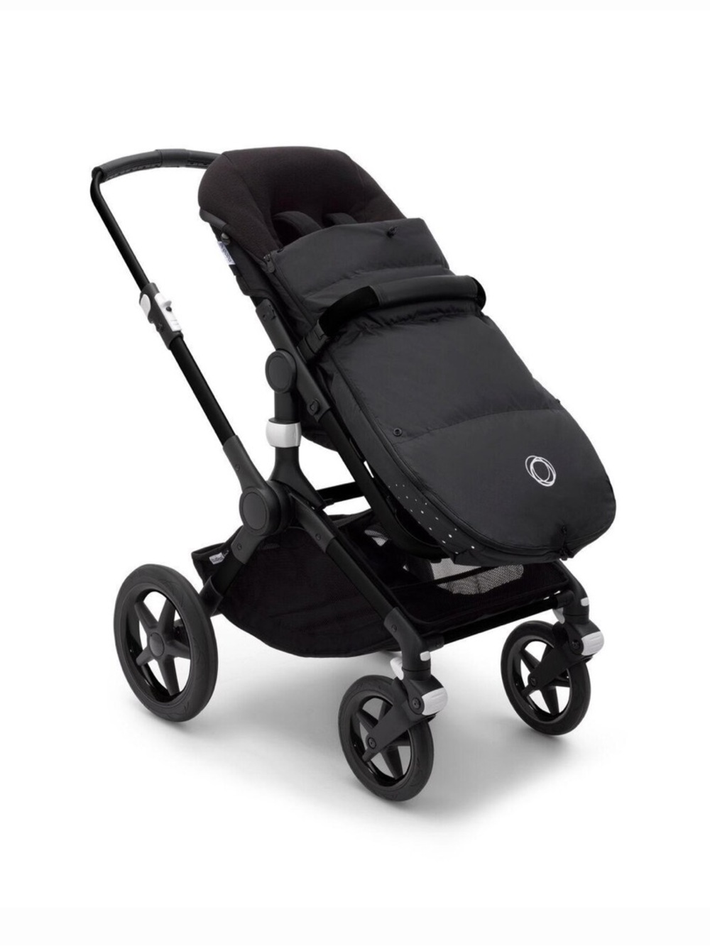 BugabooThermolite Performance
Footmuff Color: Heritage Black
$249.95 like new